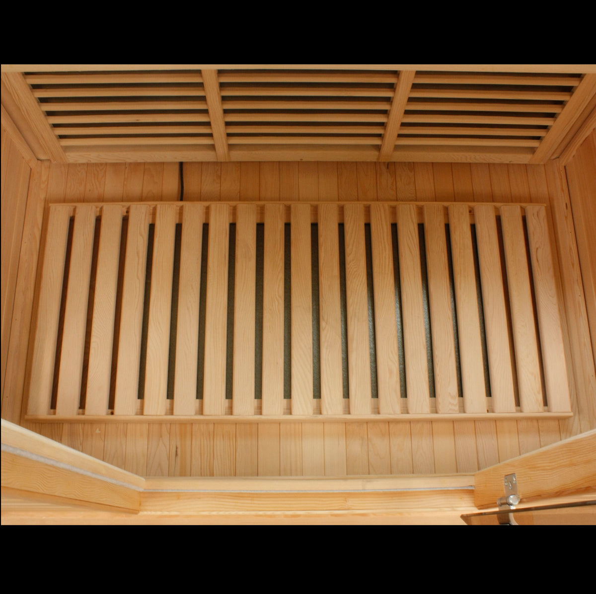 Maxxus 3-Person Corner Low EMF FAR Infrared Sauna (Canadian Hemlock)